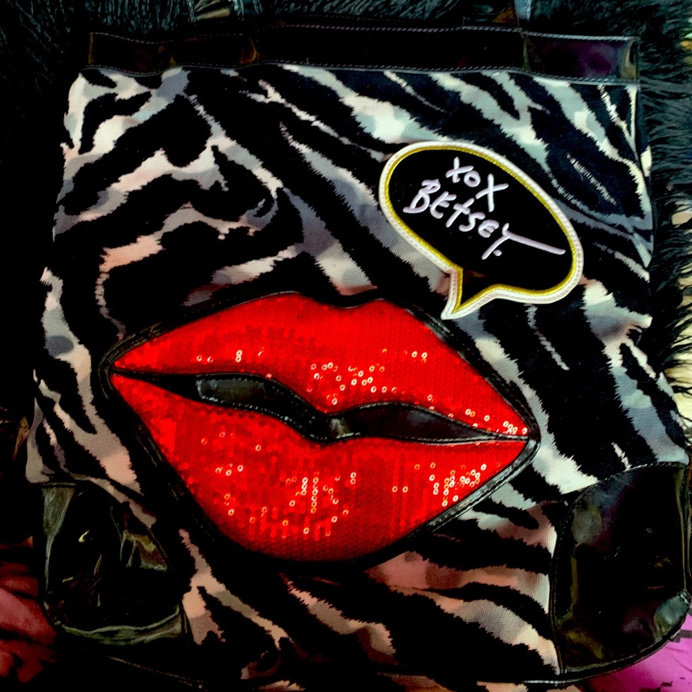 Betsey Johnson LIPS Zebra black white red bag